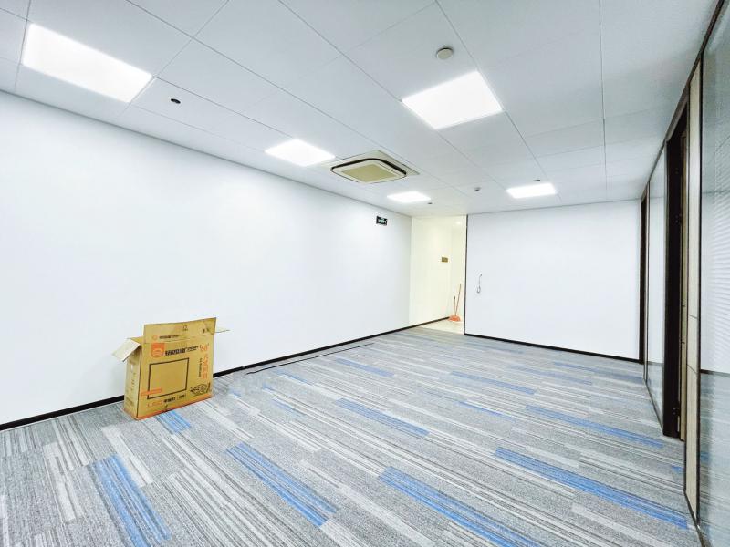 保利克洛维广场写字楼图片14982