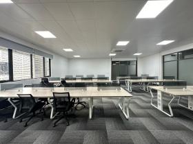 智慧港企业孵化基地